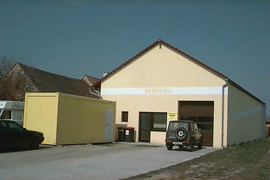 Firmengeschichte: Zweites Betriebsgebäude von Atemschutztechnik MENZL